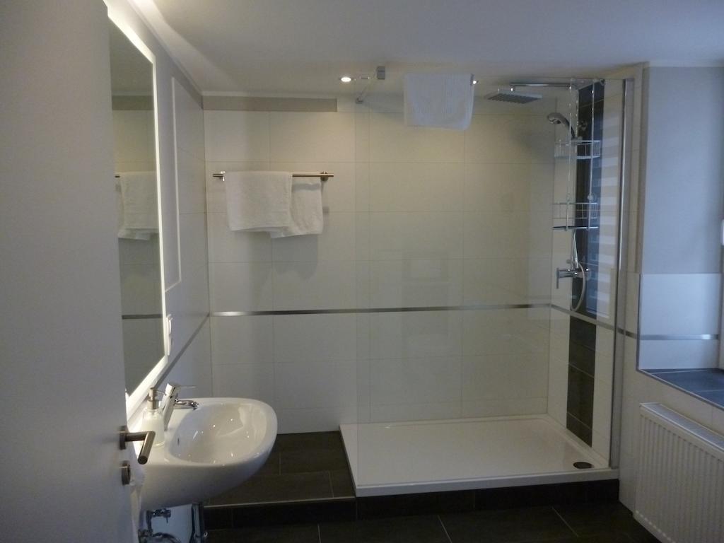 Hotel Garni Reis Treis-Karden Quarto foto